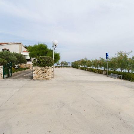 Beach Apartment M & B Poljana (Ugljan) Exterior foto