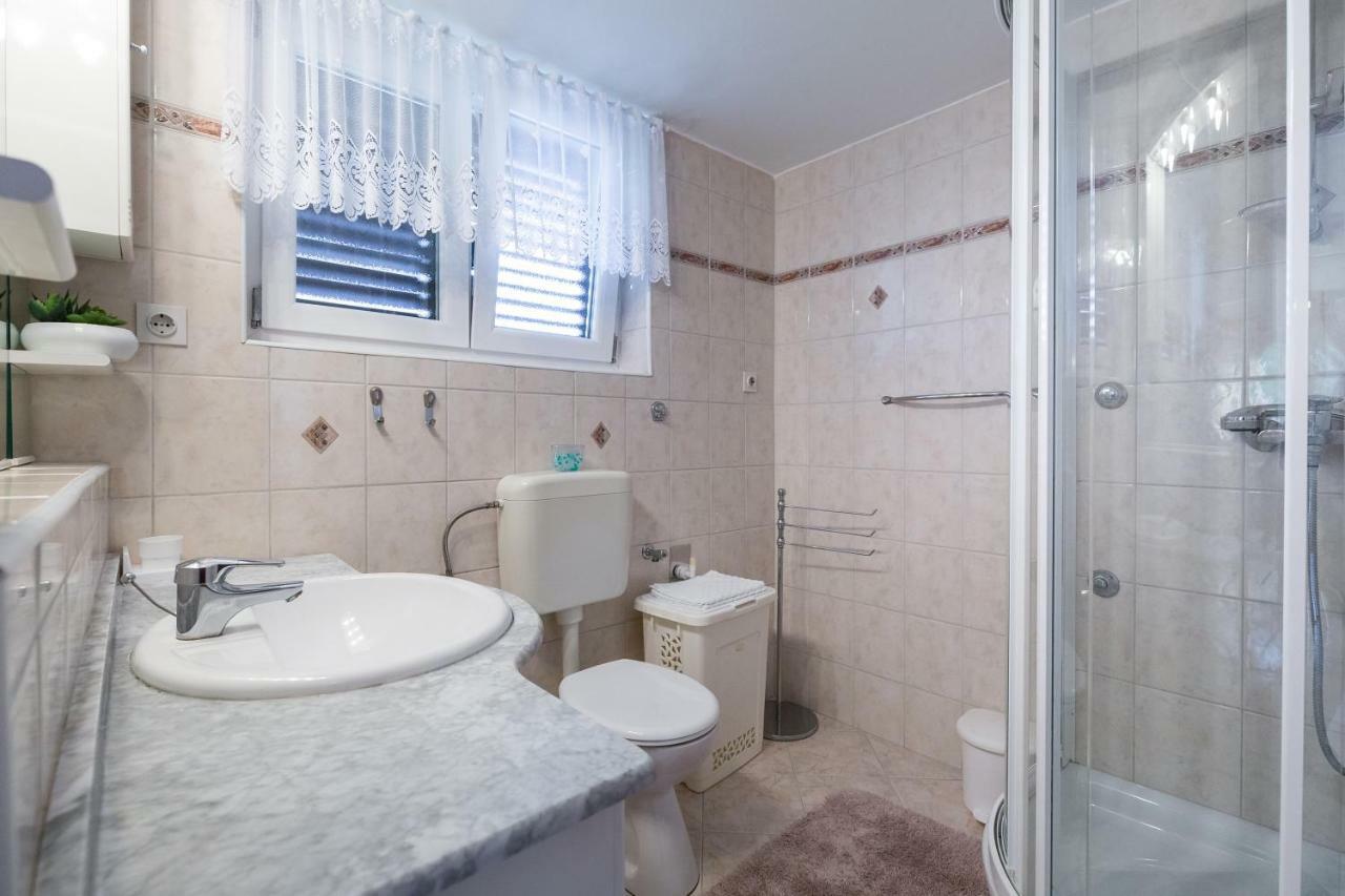 Beach Apartment M & B Poljana (Ugljan) Exterior foto