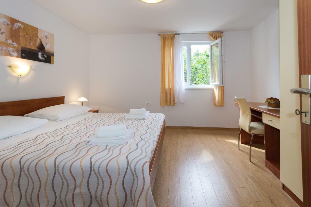 Beach Apartment M & B Poljana (Ugljan) Exterior foto