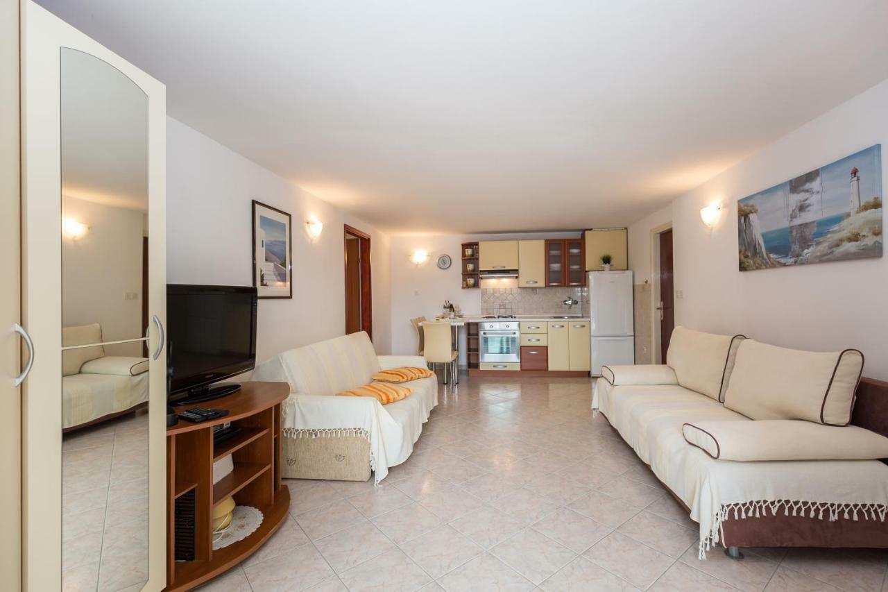 Beach Apartment M & B Poljana (Ugljan) Exterior foto