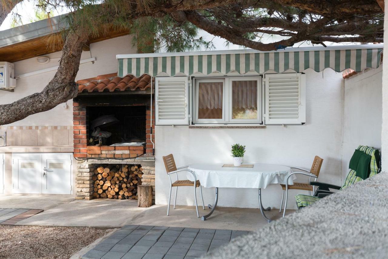 Beach Apartment M & B Poljana (Ugljan) Exterior foto