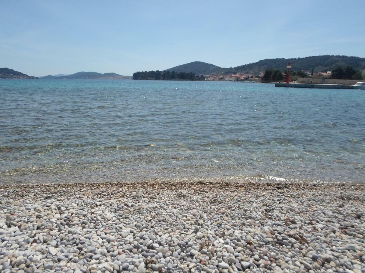 Beach Apartment M & B Poljana (Ugljan) Exterior foto